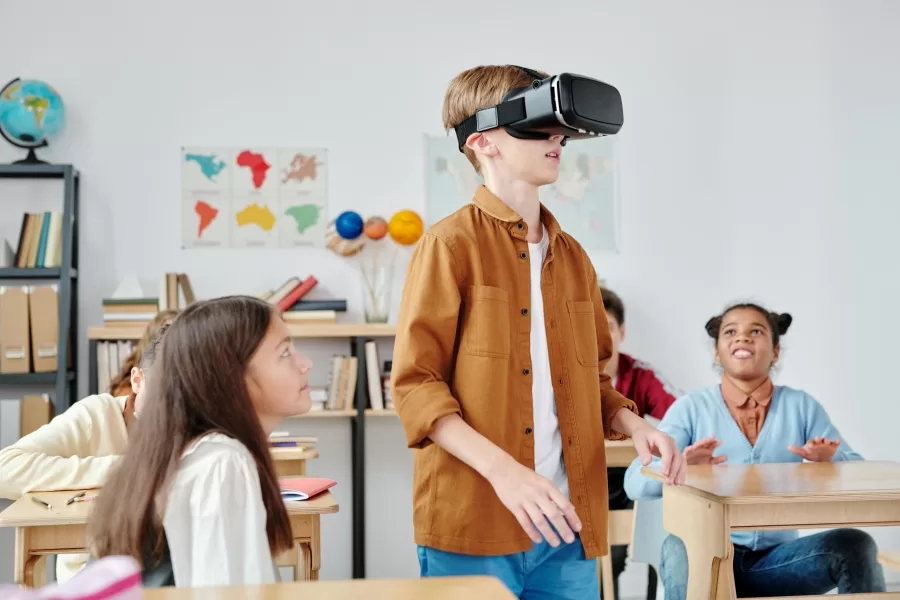AR /VR IN CLASS ROOM