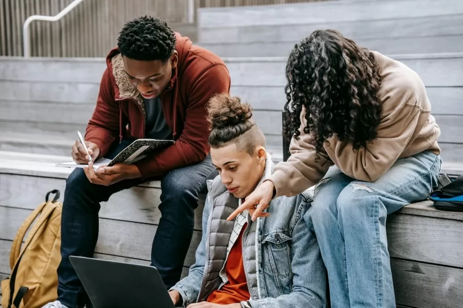 Students and social media stress