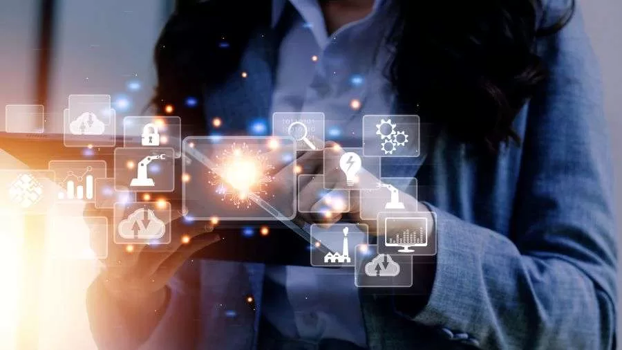 Digital Skills Every Young Professional Should Learn by 2026